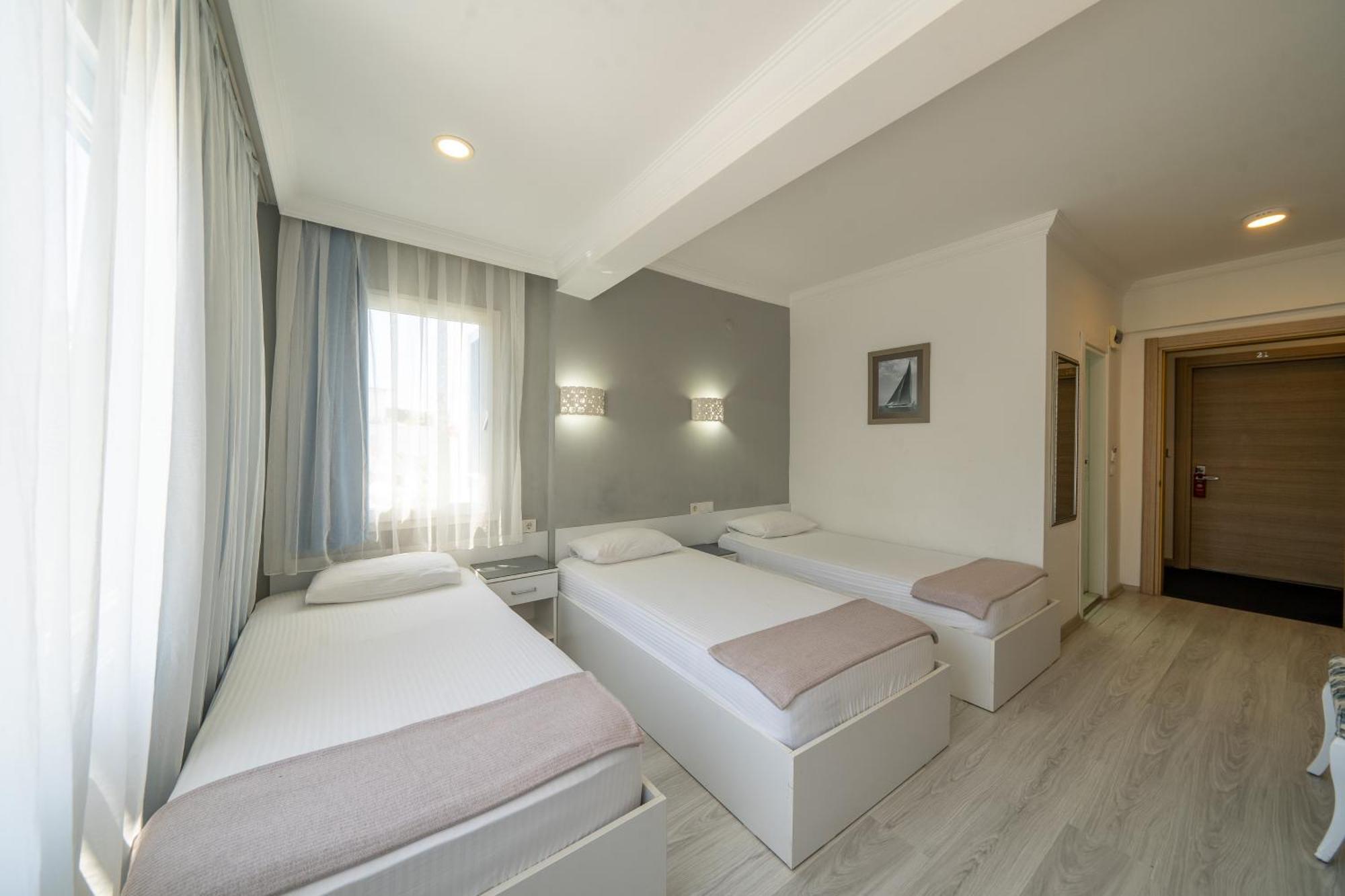 Artunc Hotel Bodrum Bagian luar foto