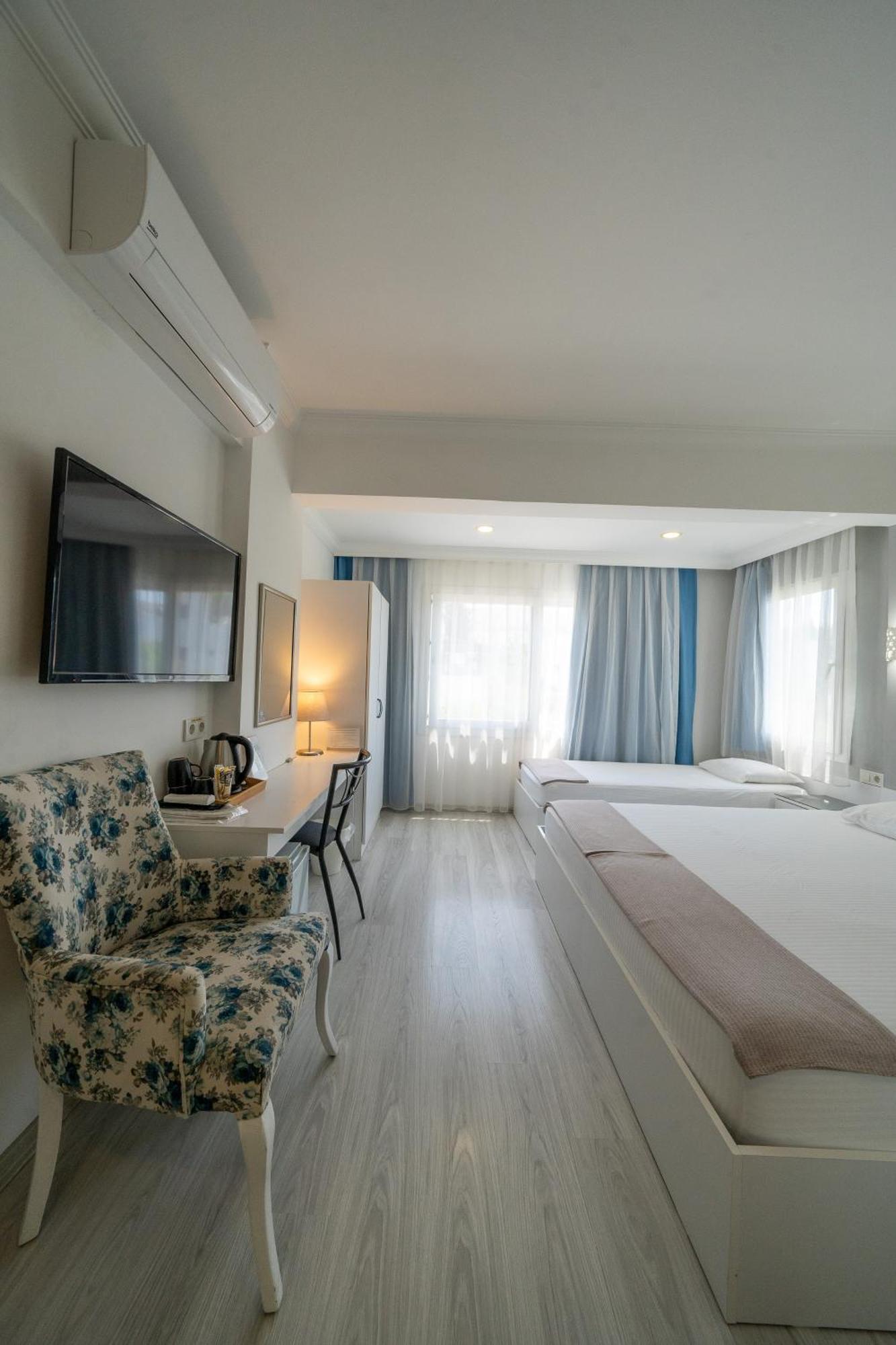Artunc Hotel Bodrum Bagian luar foto
