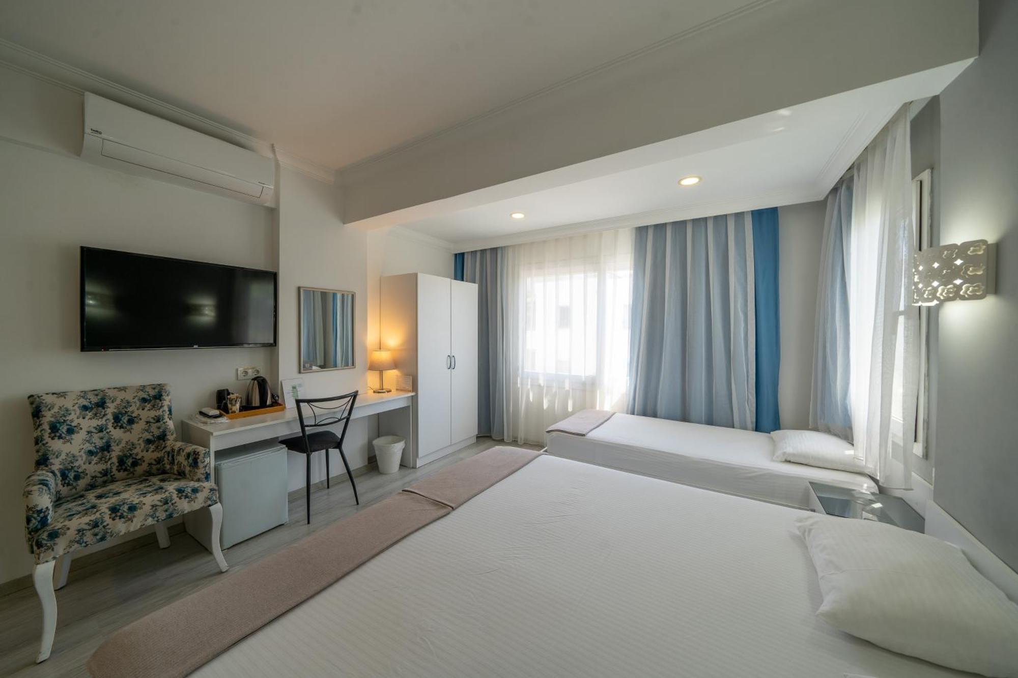 Artunc Hotel Bodrum Bagian luar foto