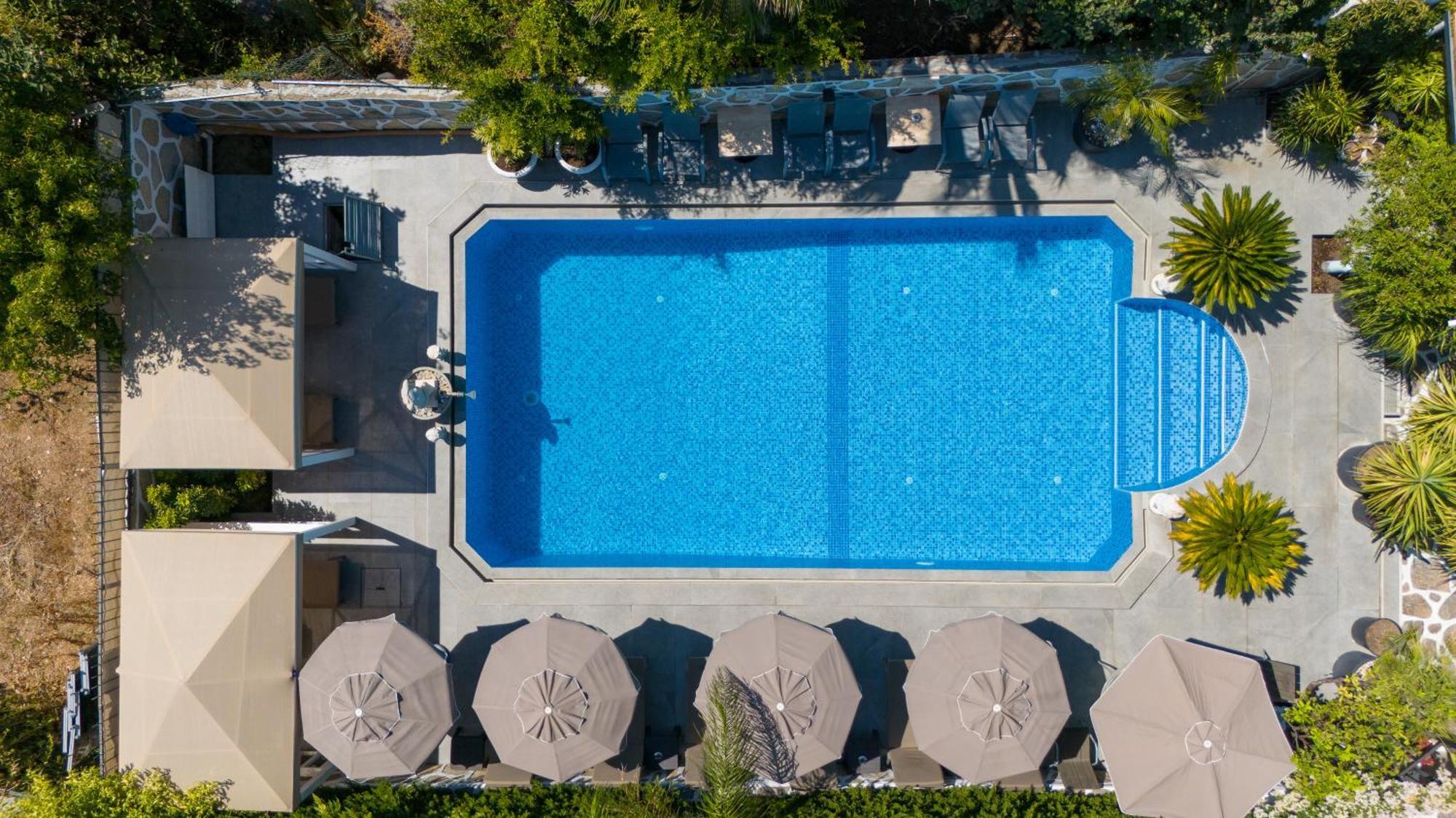 Artunc Hotel Bodrum Bagian luar foto