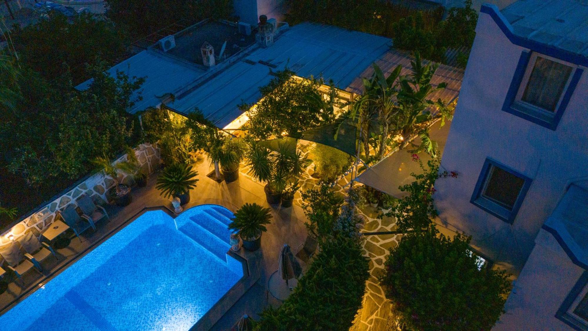 Artunc Hotel Bodrum Bagian luar foto