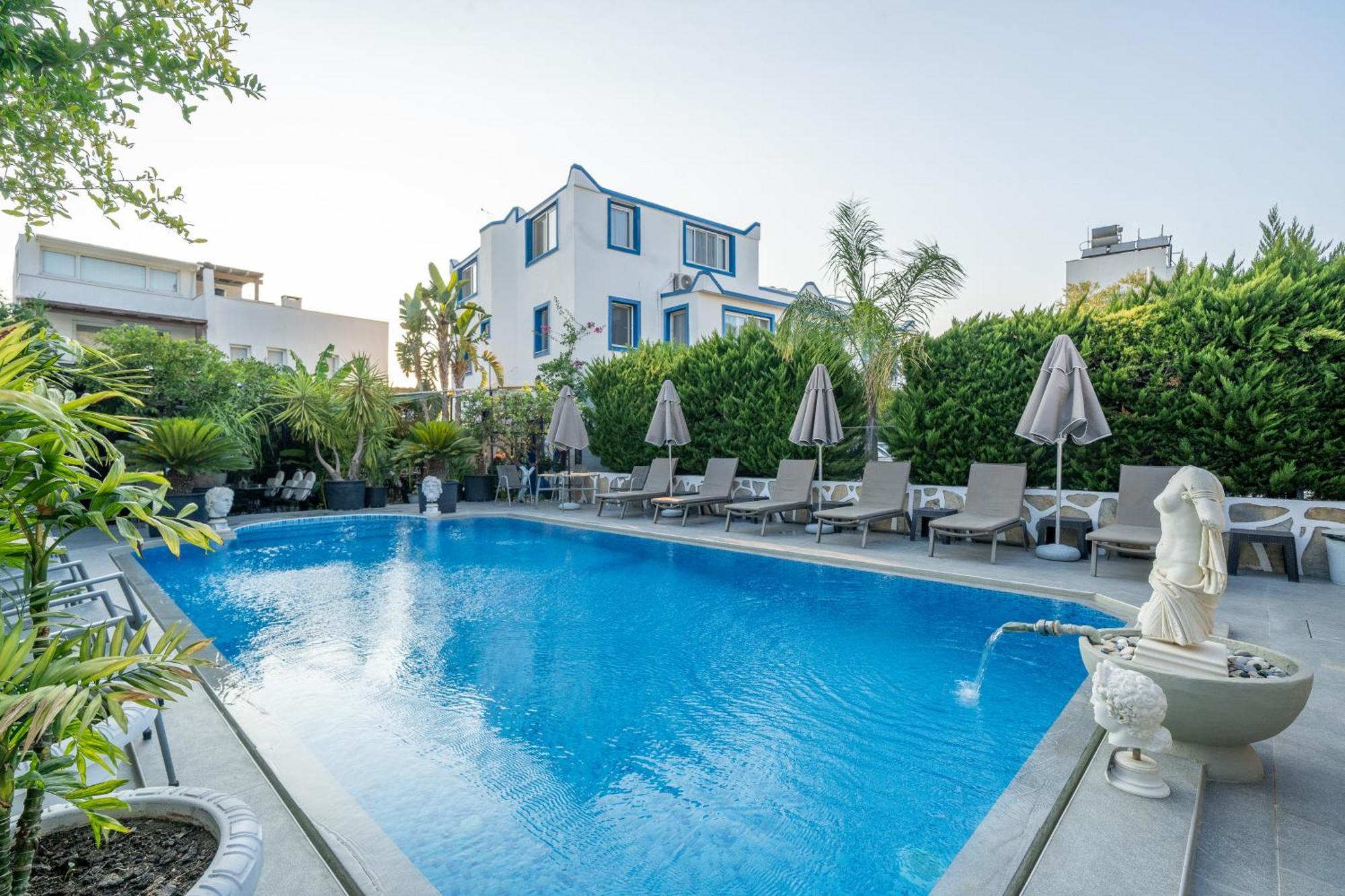 Artunc Hotel Bodrum Bagian luar foto