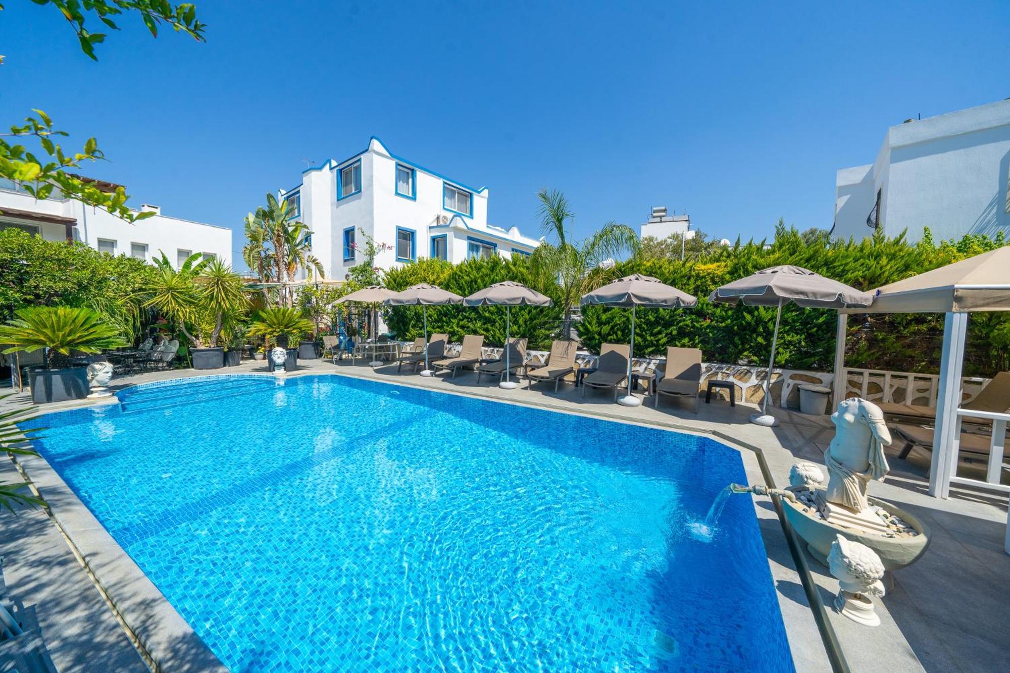 Artunc Hotel Bodrum Bagian luar foto