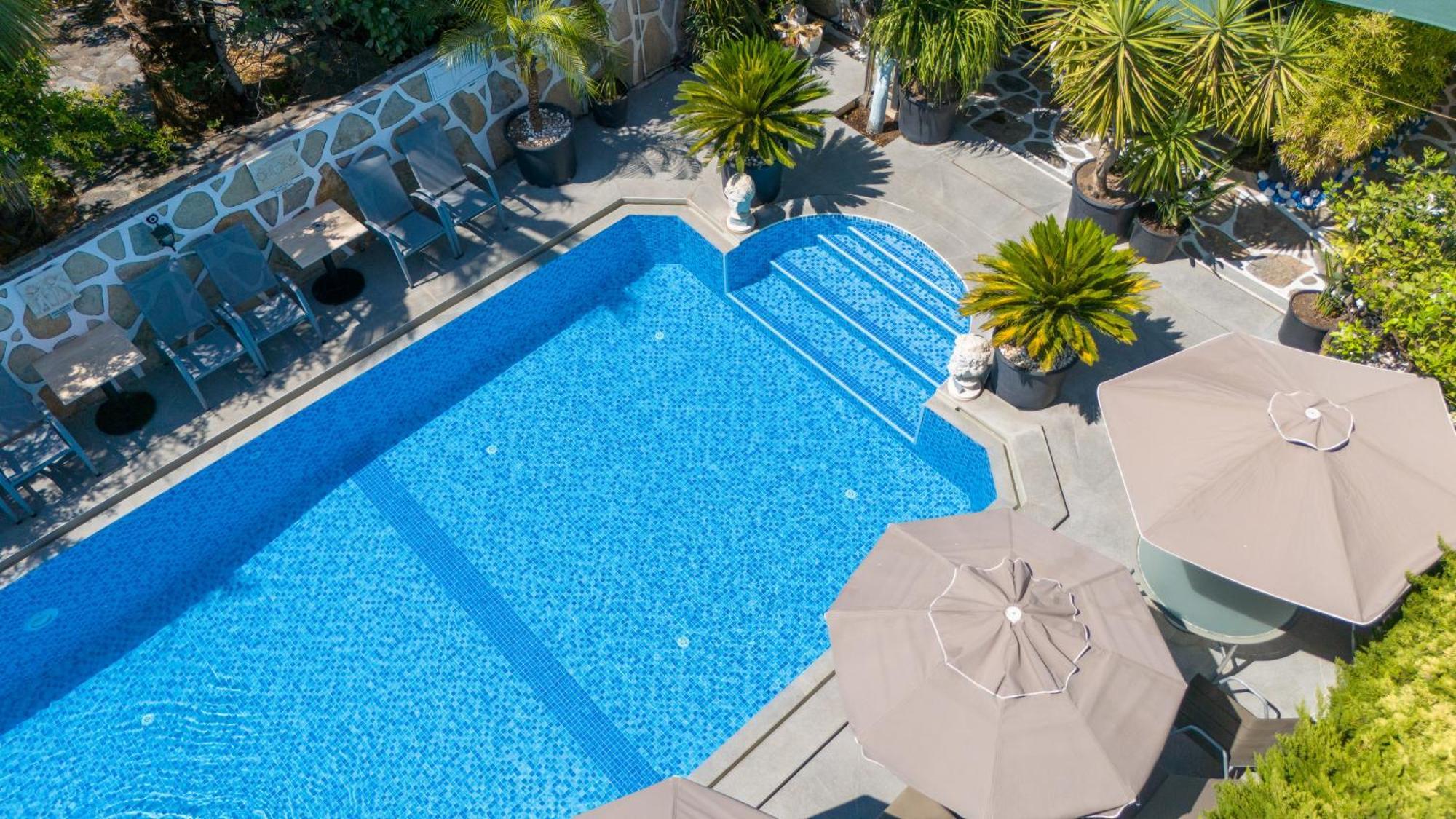 Artunc Hotel Bodrum Bagian luar foto