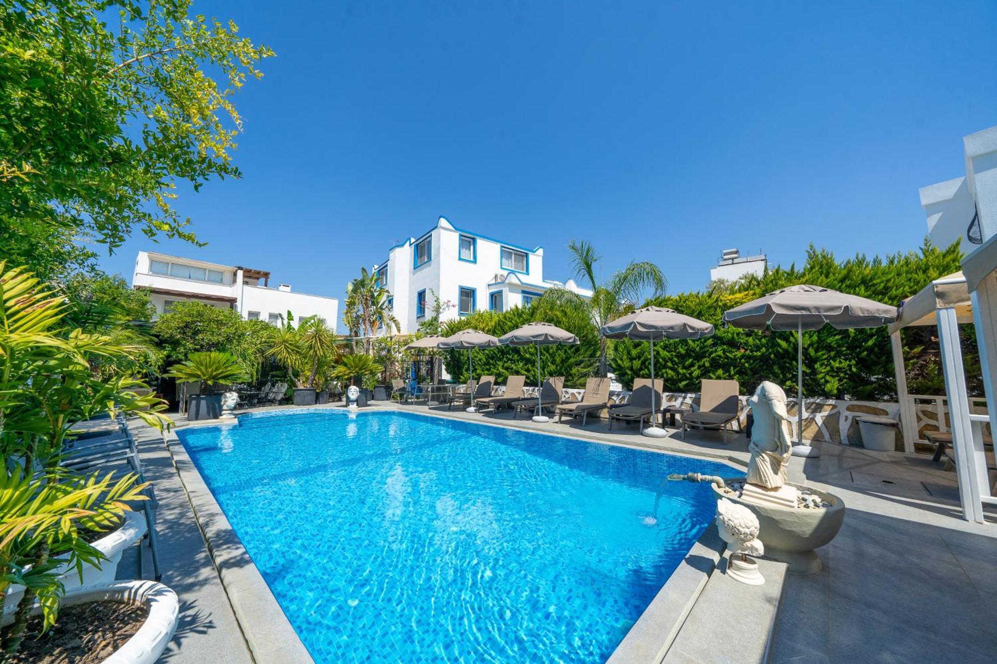 Artunc Hotel Bodrum Bagian luar foto