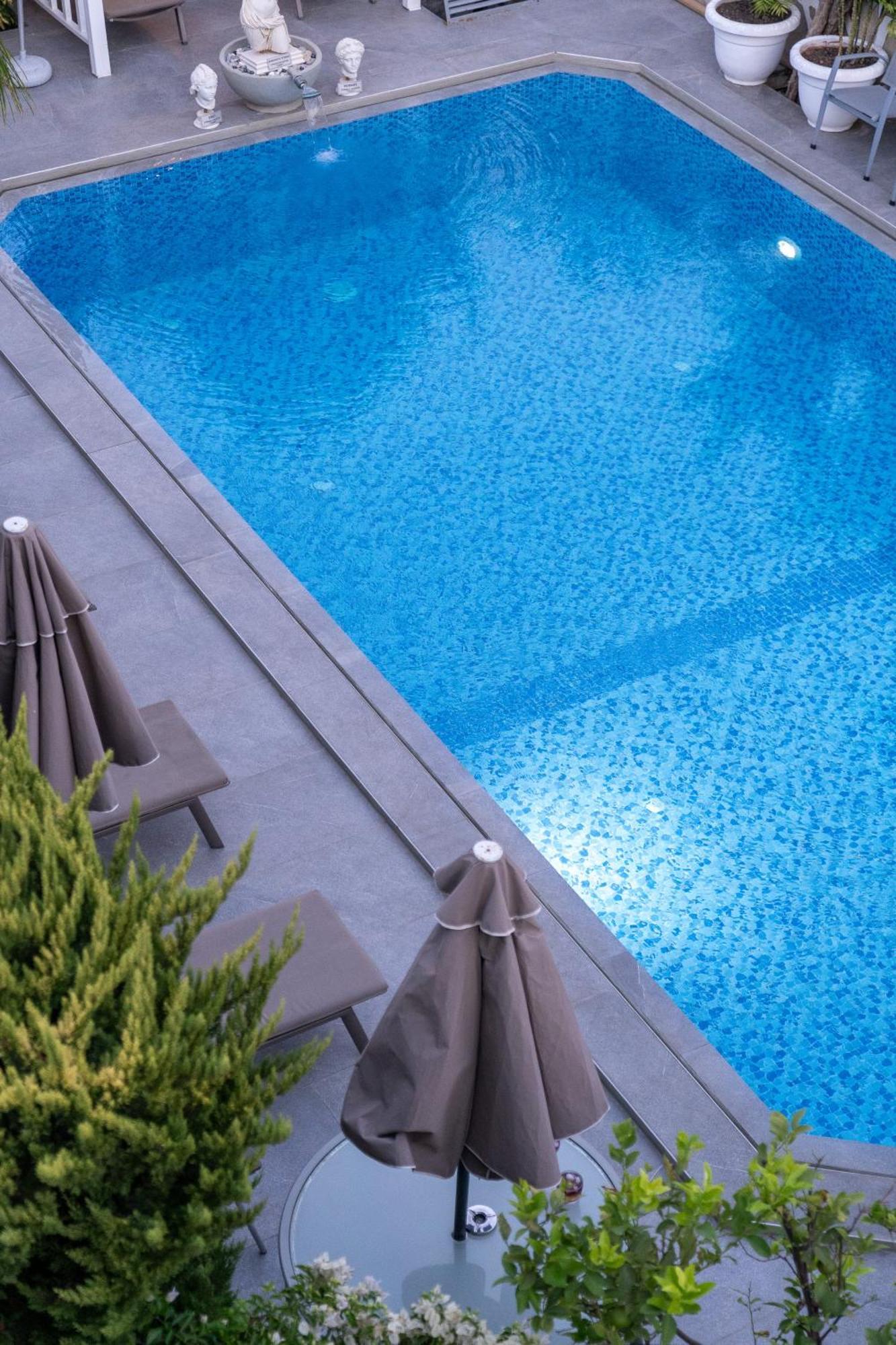 Artunc Hotel Bodrum Bagian luar foto