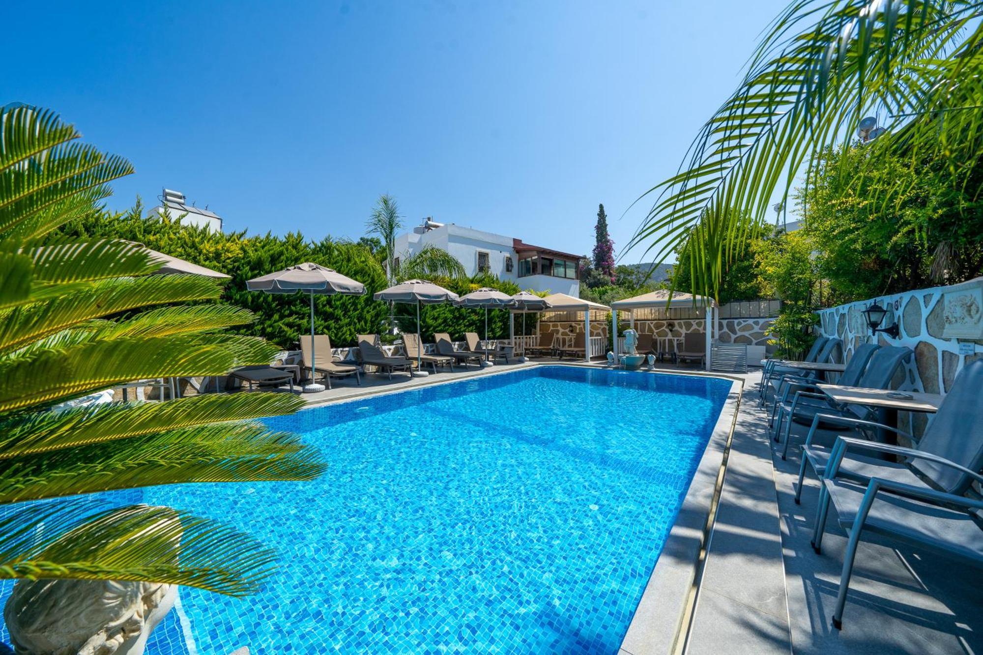 Artunc Hotel Bodrum Bagian luar foto