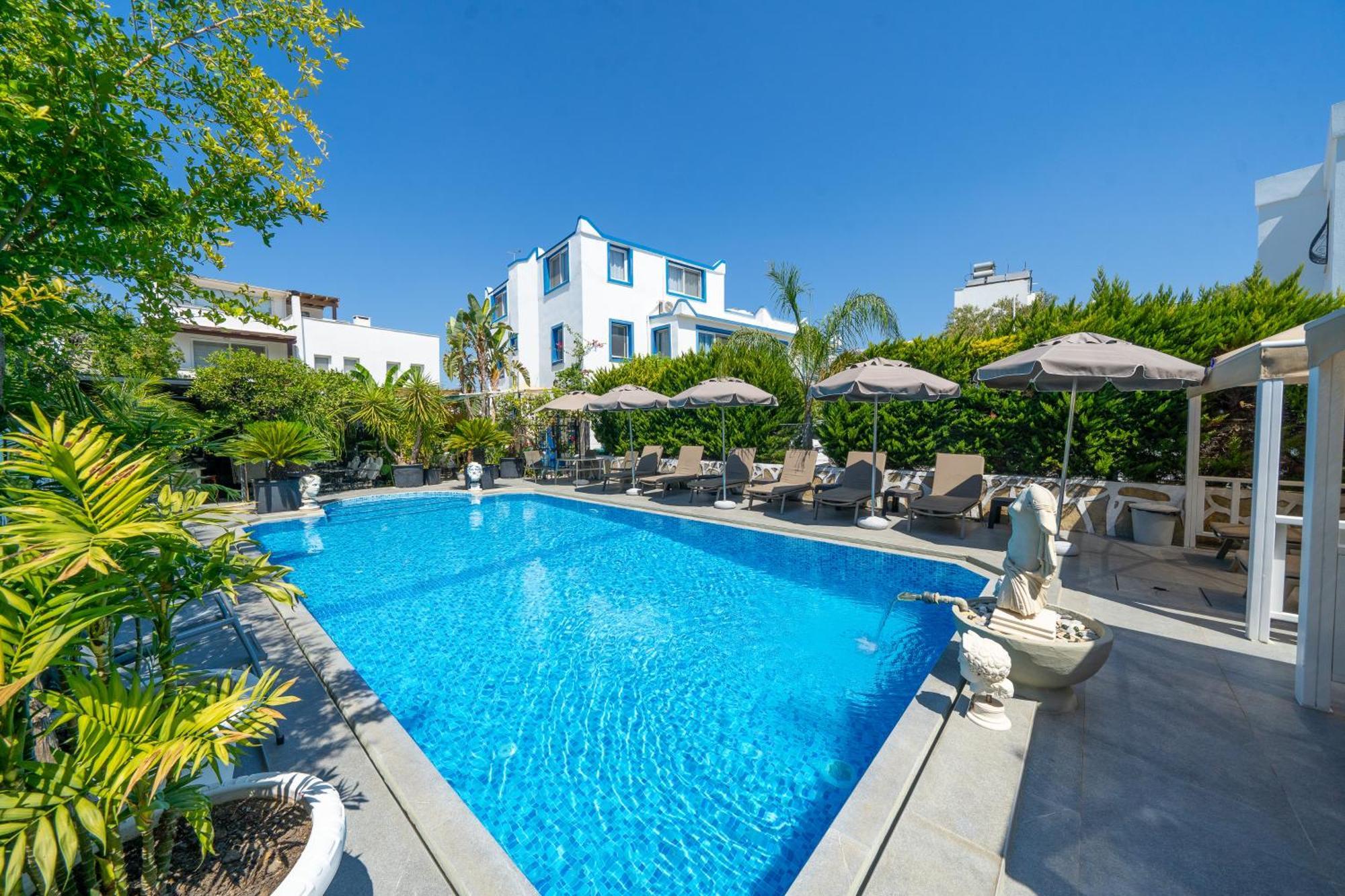 Artunc Hotel Bodrum Bagian luar foto