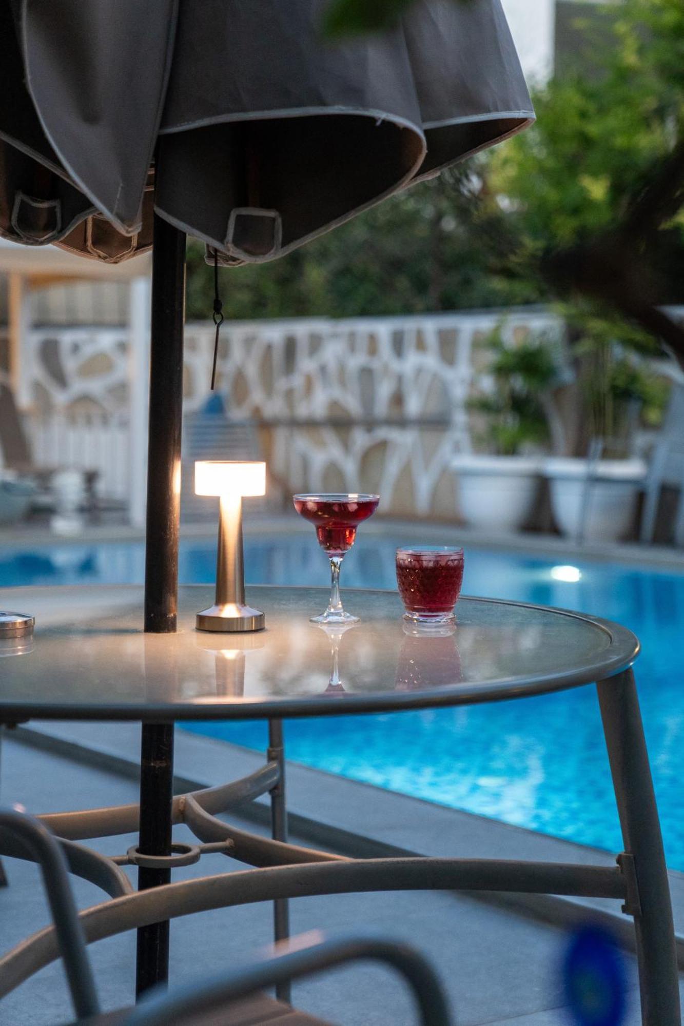 Artunc Hotel Bodrum Bagian luar foto
