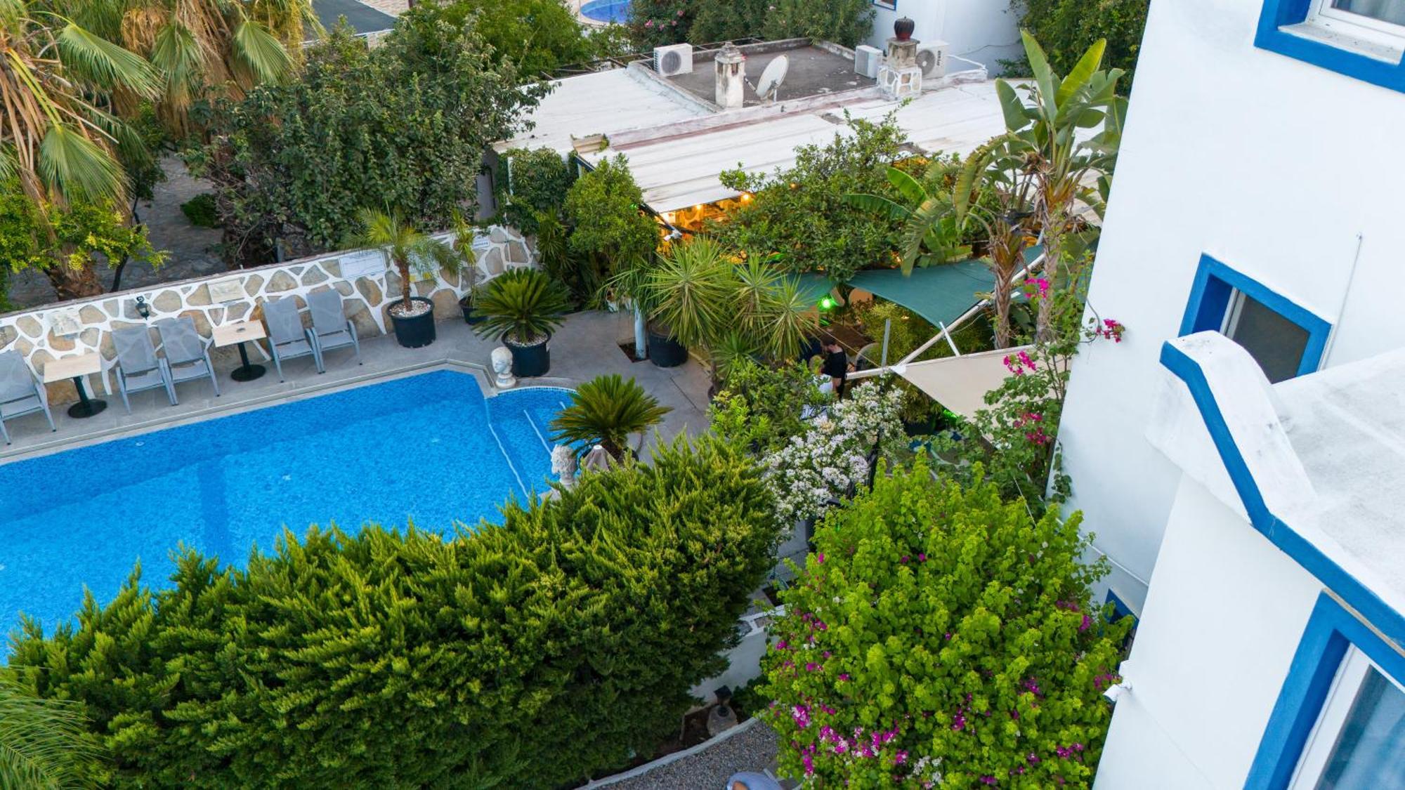 Artunc Hotel Bodrum Bagian luar foto