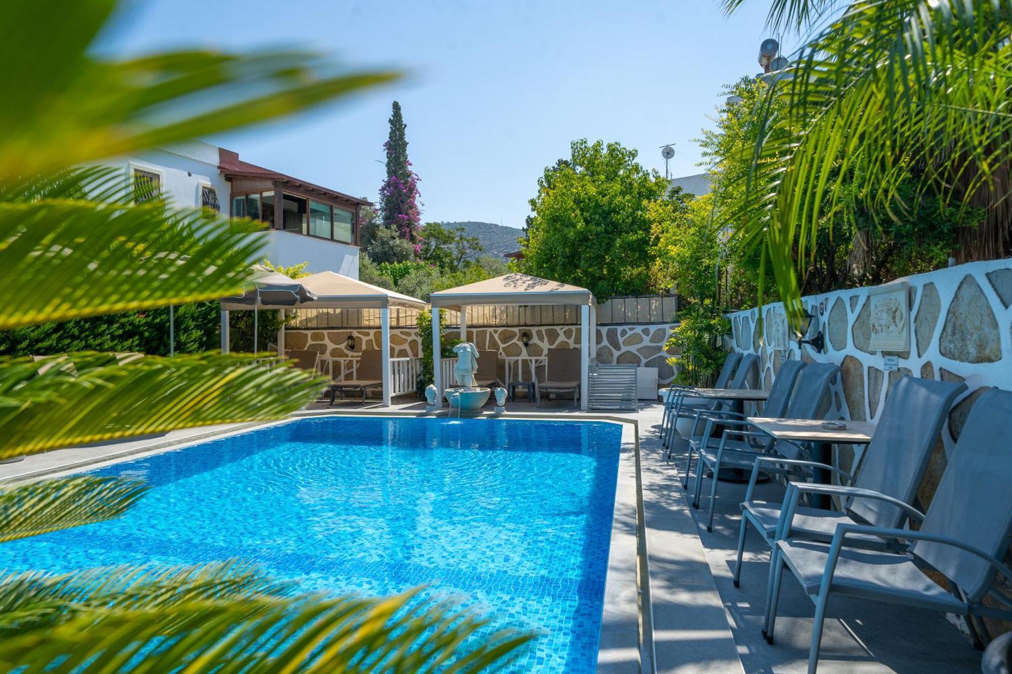 Artunc Hotel Bodrum Bagian luar foto